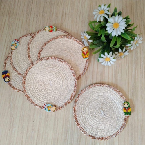 Set de posavasos Matrioshkas
