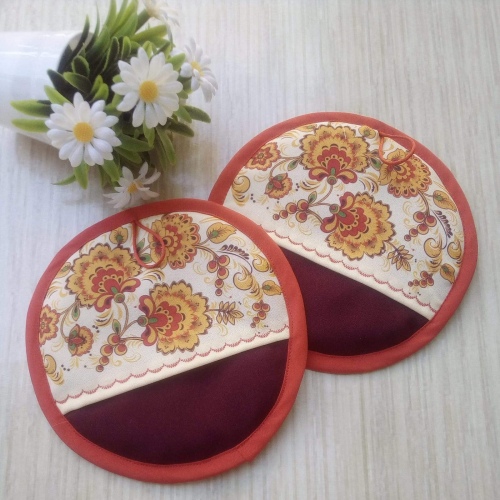 Tomaollas Khokhloma