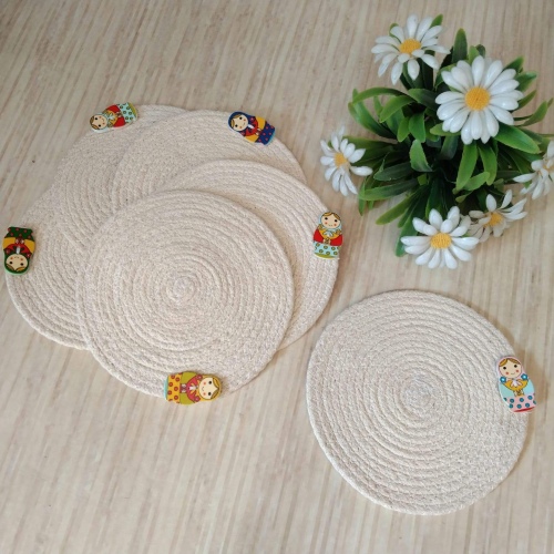 Set de posavasos Matrioshkas