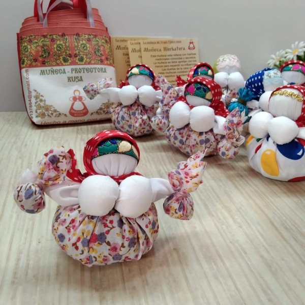 Muñeca Hierbatera